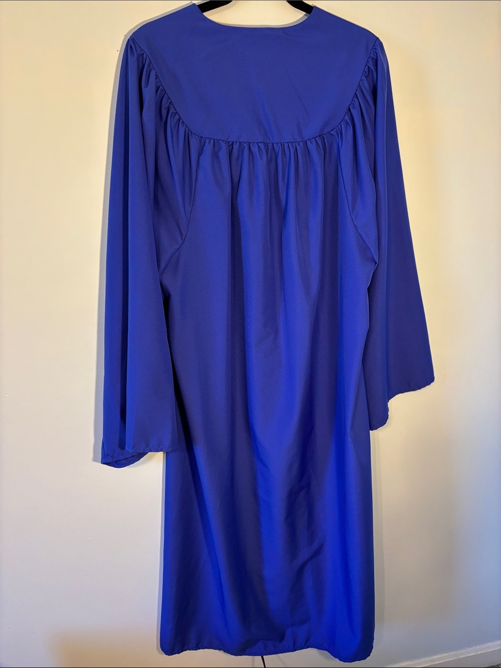 Royal Blue Graduation Robe by Diploma - Picture 5 of 7